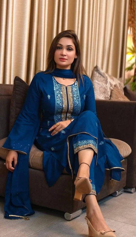 Shop Online: Naira Cut Linen 3 Piece at Best Price BD