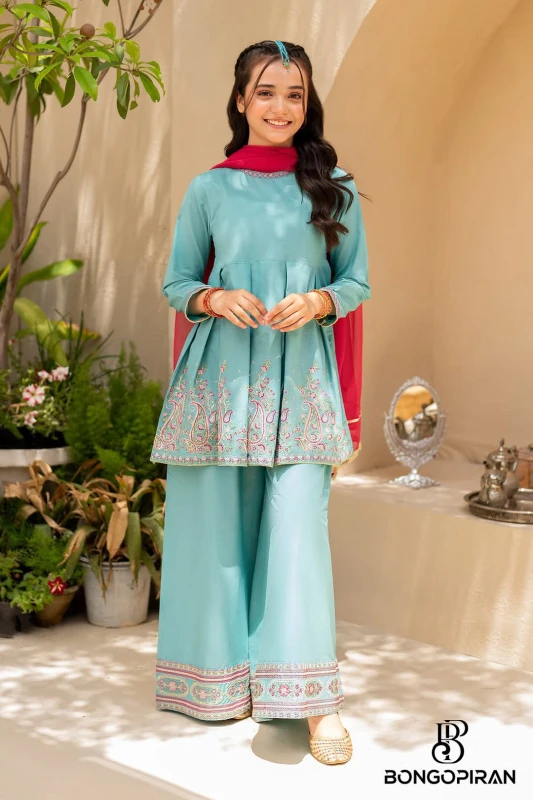 Diamond Georgette Three Piece for Elegance