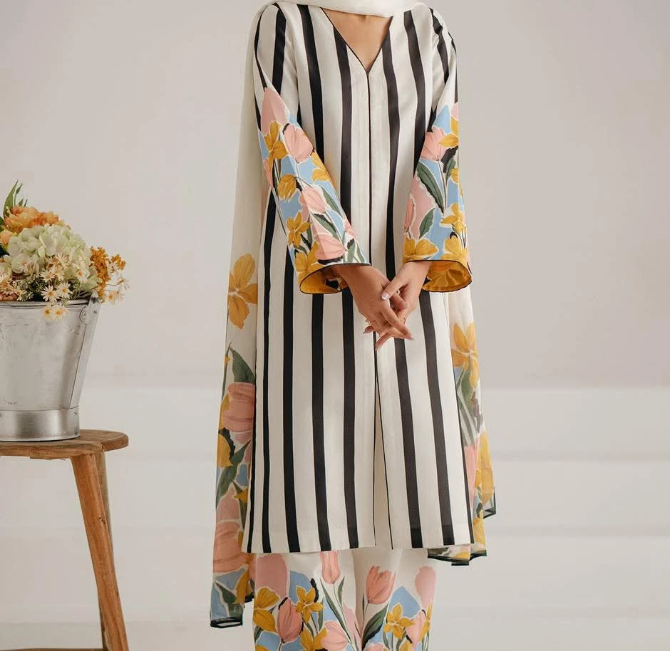 Digital Print Three Piece Stylish Outfit