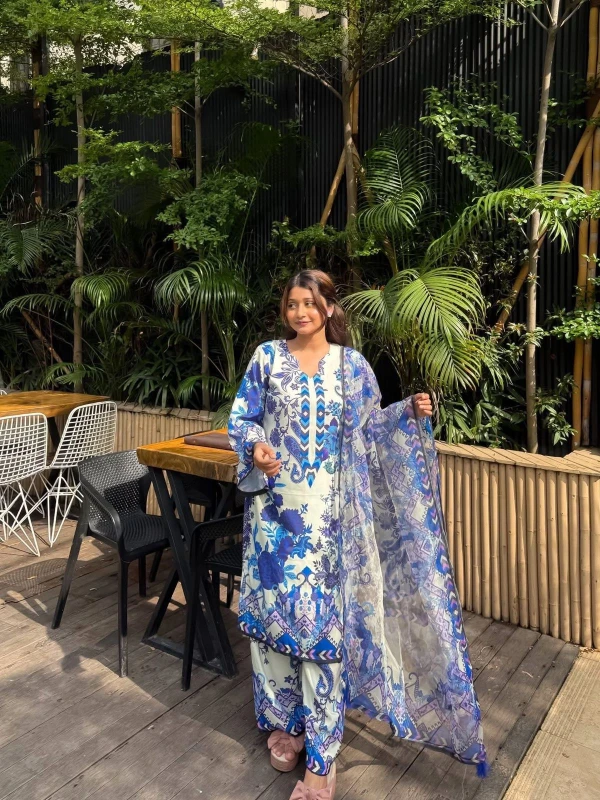 Georgette Embroidery Three Piece - Luxe Design