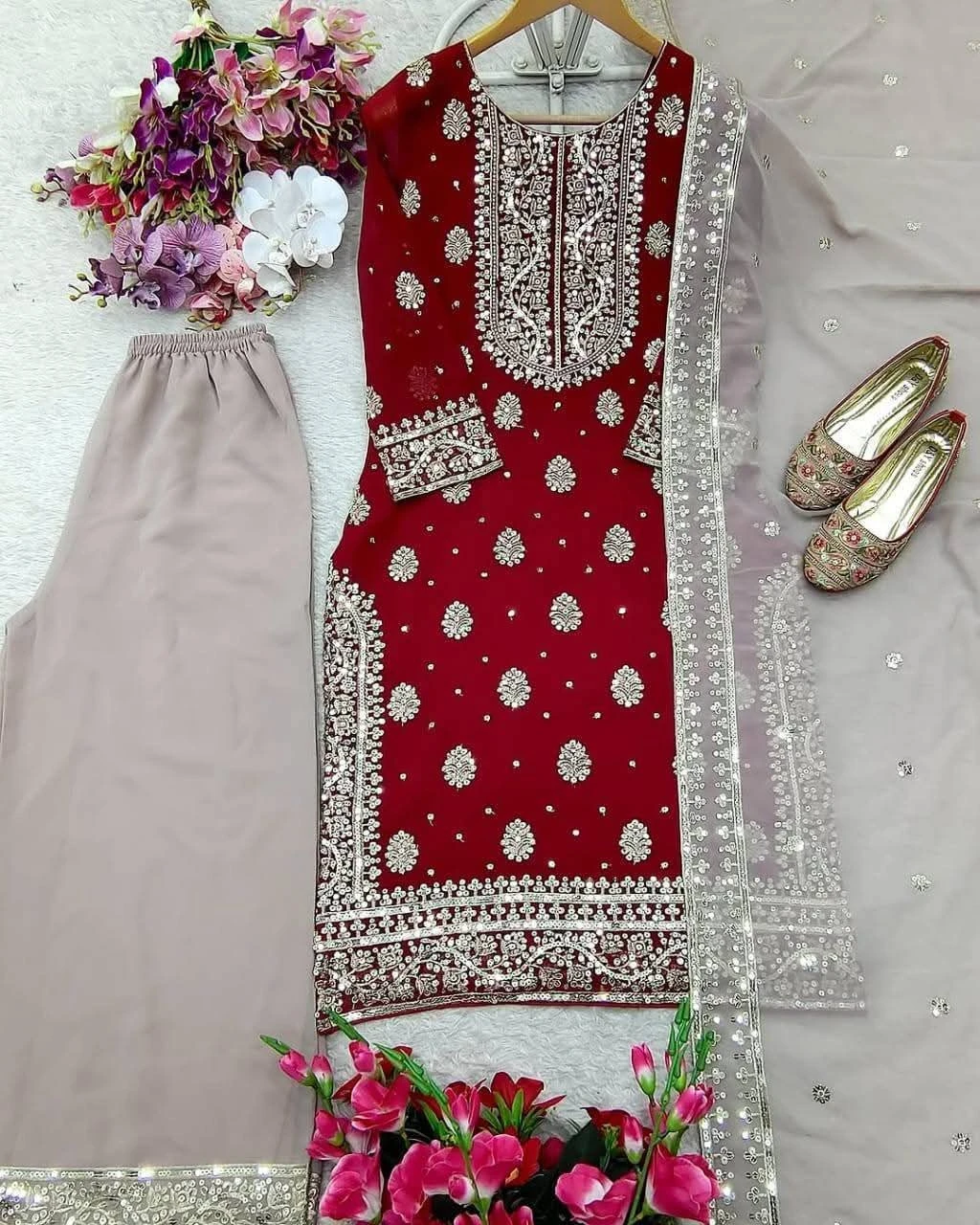 Gorgeous Pakistani Aspire Three Piece Set