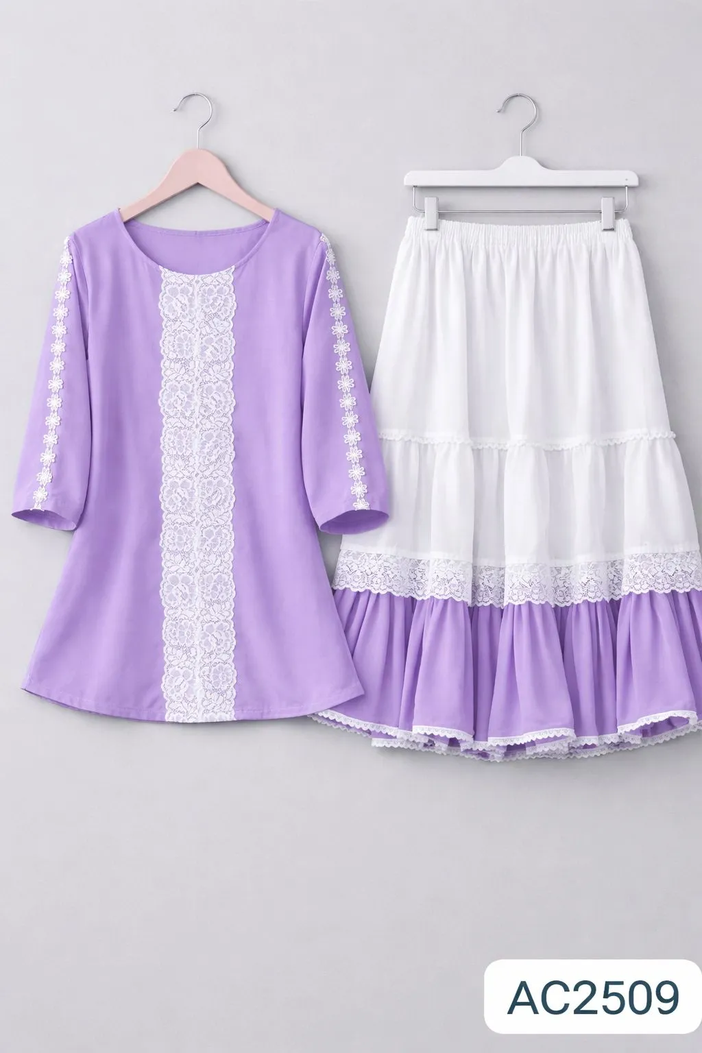 High-Quality Trendy Ladies Tops and Skirt Set High-Density Standard-Fit Ladies T-shirt