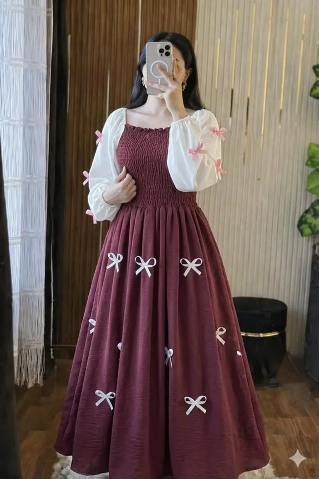 Elegant Viral Pookie Grown Comfortable Fabric Flared Kurti