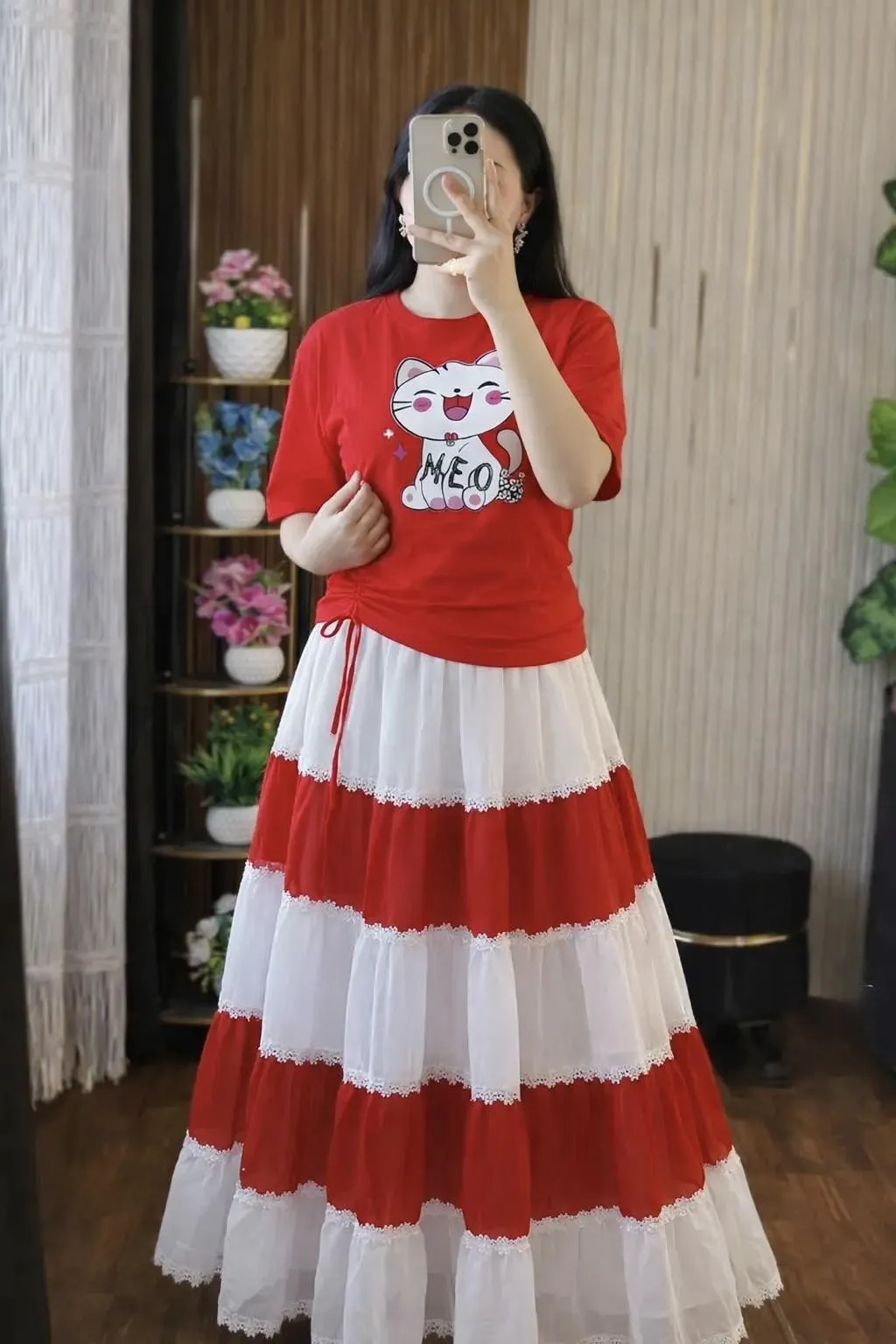 Fine-Grade Stylish Stylish Skirt and  Set Solid Pattern Ladies T-shirt