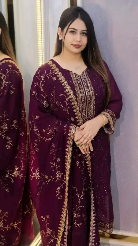 Georgette Embroidered Four-Piece Set - Glamorous Look