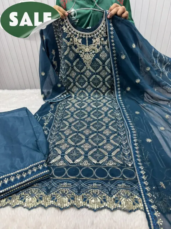 Kamij Lilan Emborder Kaj + Skin Pint - Fashion Statement