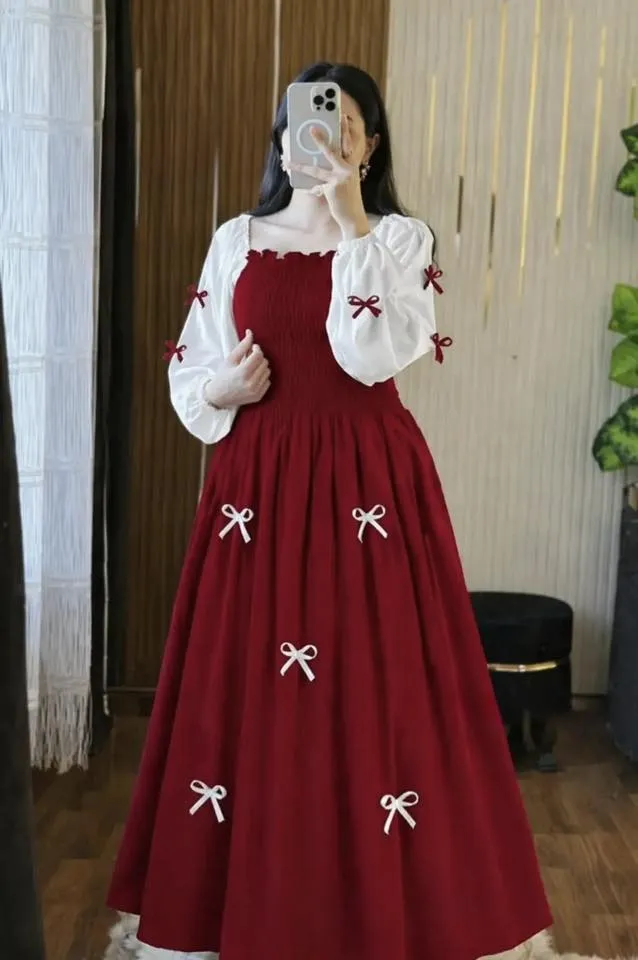 Luxury Velvet Stylish Viral Pookie Grown Sequence Work Gown