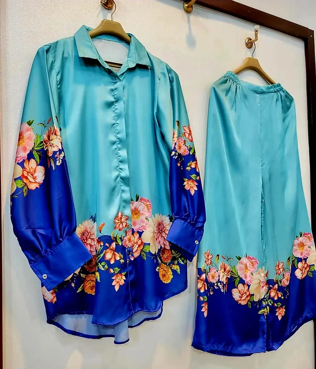 Modern Digital Print Two Piece for Fashion