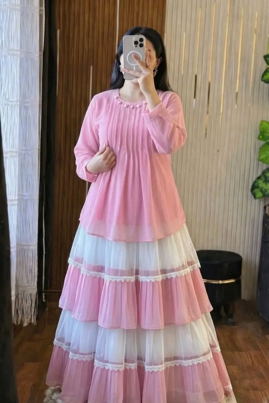 Premium Trendy Ladies Tops and Skirt Set Eco-Friendly Tailored Ladies T-shirt