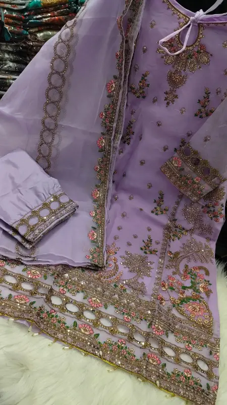 Pakistani Design 4-Piece Sada Bahar Tissue Set - Stunning Collection