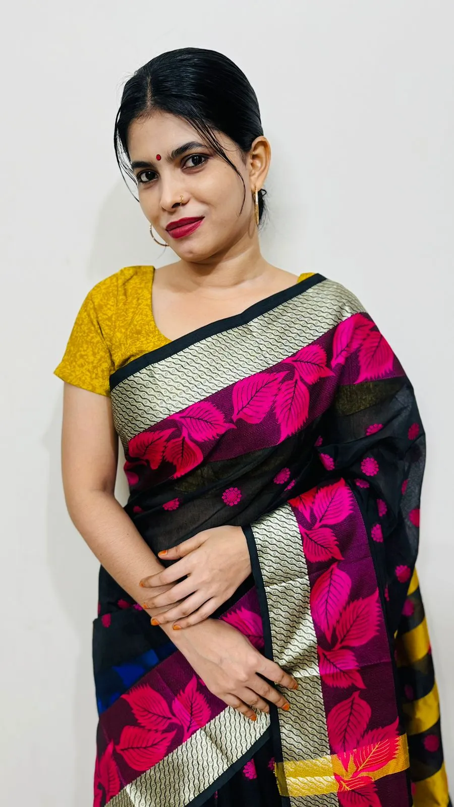 প্রিমিয়াম হাইব্রিড সুতি শাড়ি