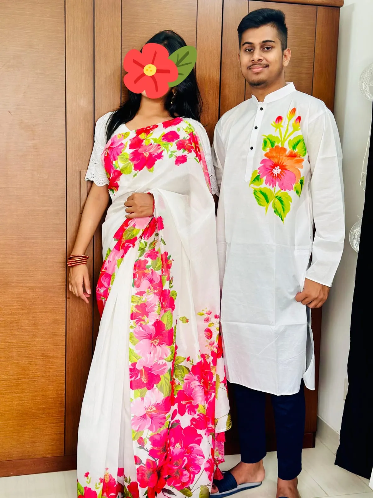 কাপল ড্রেস