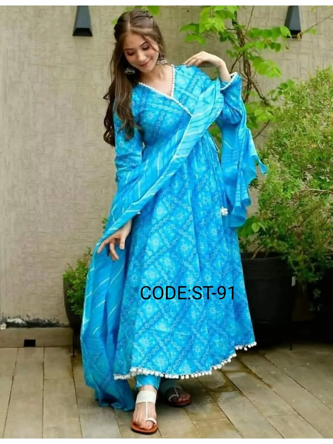 Chic Three Piece Gown - Discover Affordable Styles