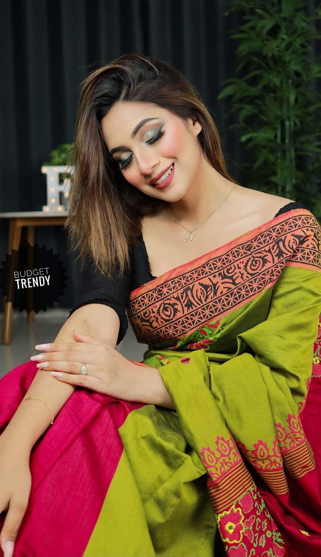 Dhupiyan Silk Saree Olive